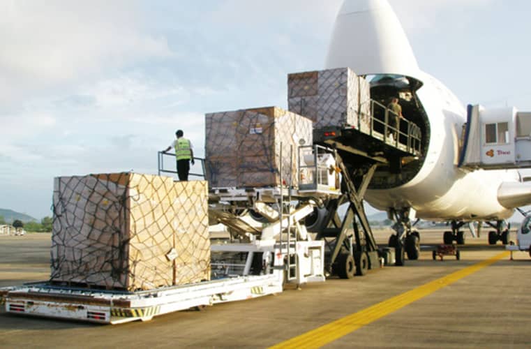 services-import-export-conteneurs-logistiques